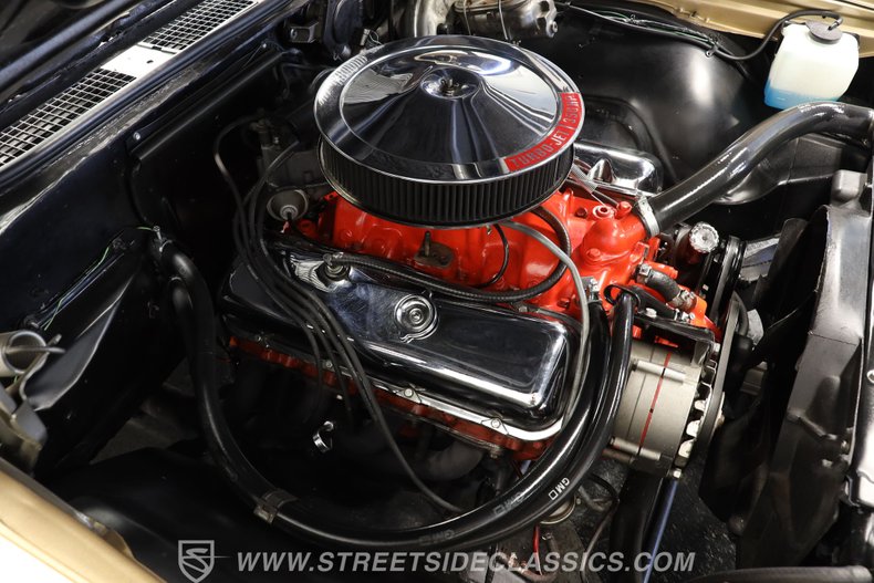 Chevrolet-Chevelle-1969-Olympic-Gold-Black-19