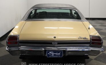 Chevrolet-Chevelle-1969-Olympic-Gold-Black-2