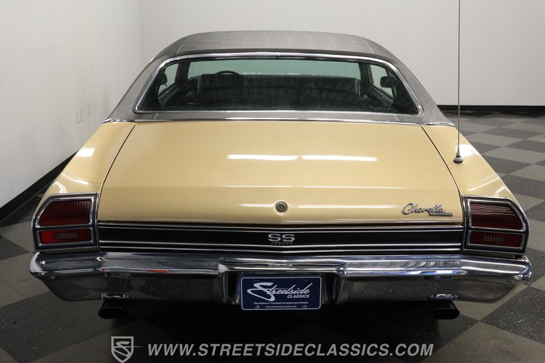 Chevrolet-Chevelle-1969-Olympic-Gold-Black-2