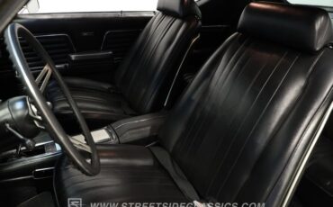 Chevrolet-Chevelle-1969-Olympic-Gold-Black-28