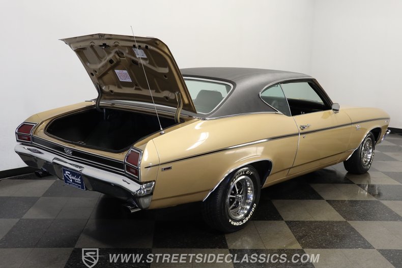 Chevrolet-Chevelle-1969-Olympic-Gold-Black-32