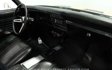 Chevrolet-Chevelle-1969-Olympic-Gold-Black-34