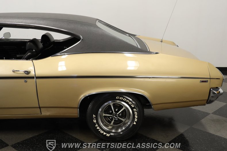 Chevrolet-Chevelle-1969-Olympic-Gold-Black-38