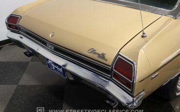 Chevrolet-Chevelle-1969-Olympic-Gold-Black-39