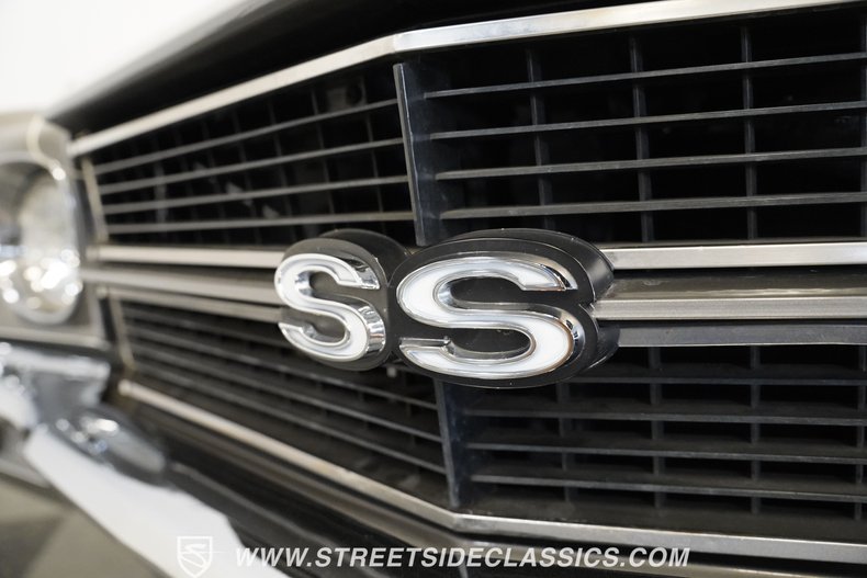 Chevrolet-Chevelle-1970-Shadow-Gray-Black-35