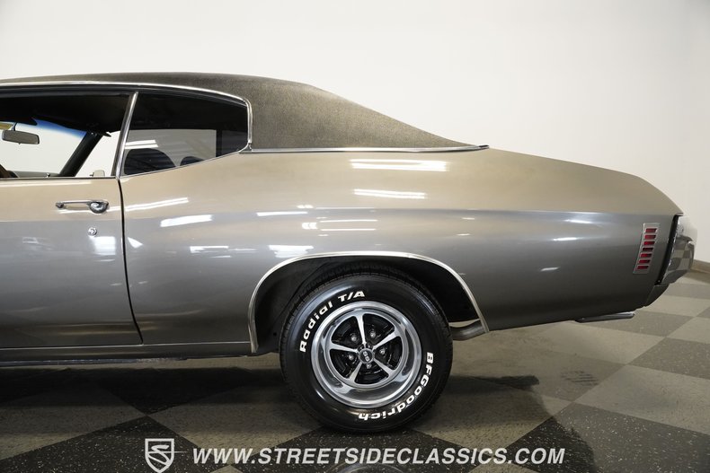 Chevrolet-Chevelle-1970-Shadow-Gray-Black-9