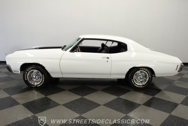 Chevrolet-Chevelle-1970-White-Black-12