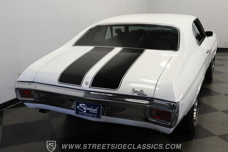 Chevrolet-Chevelle-1970-White-Black-19