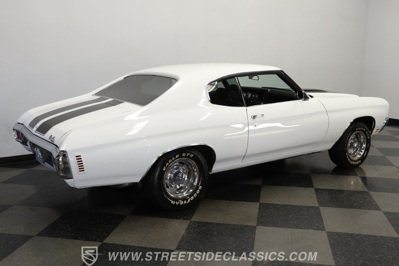 Chevrolet-Chevelle-1970-White-Black-21