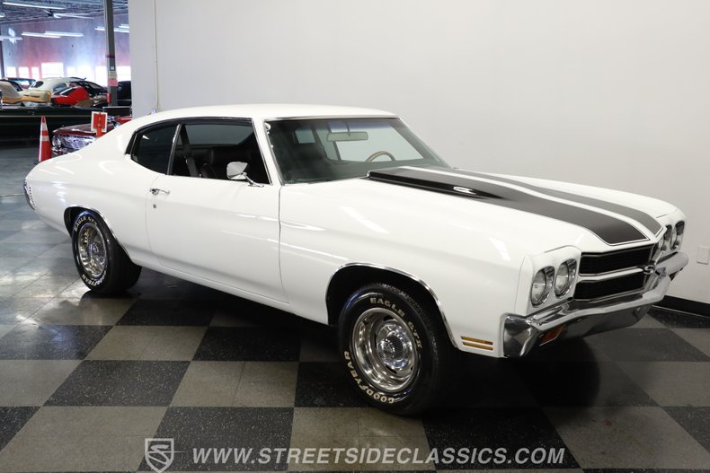 Chevrolet-Chevelle-1970-White-Black-23