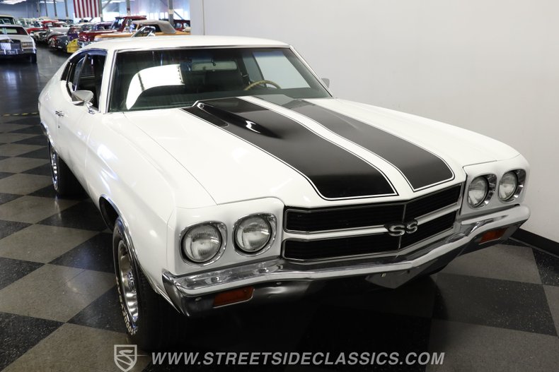 Chevrolet-Chevelle-1970-White-Black-24