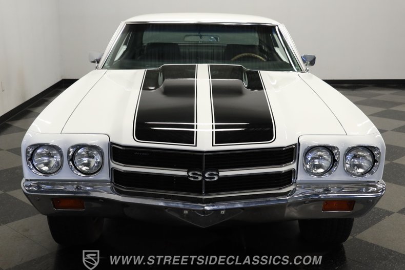 Chevrolet-Chevelle-1970-White-Black-25