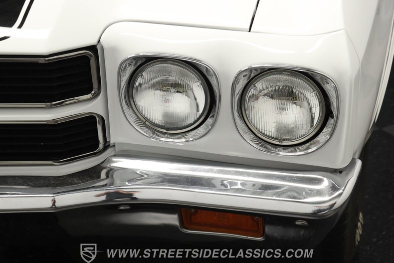 Chevrolet-Chevelle-1970-White-Black-29