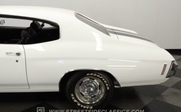 Chevrolet-Chevelle-1970-White-Black-3