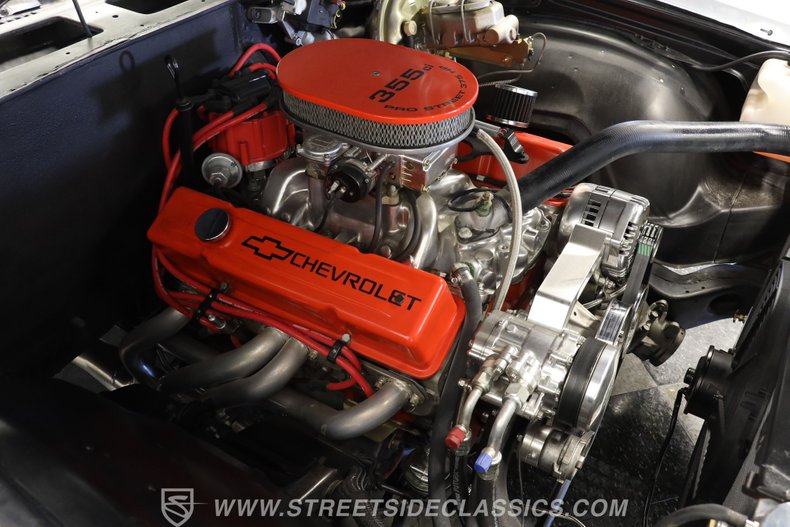 Chevrolet-Chevelle-1970-White-Black-31