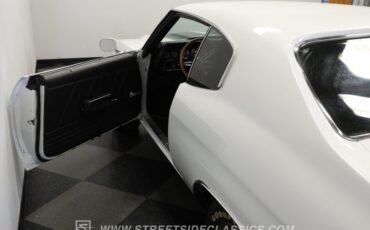 Chevrolet-Chevelle-1970-White-Black-32