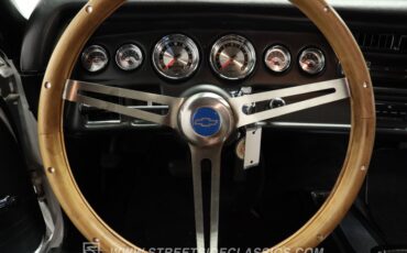 Chevrolet-Chevelle-1970-White-Black-35