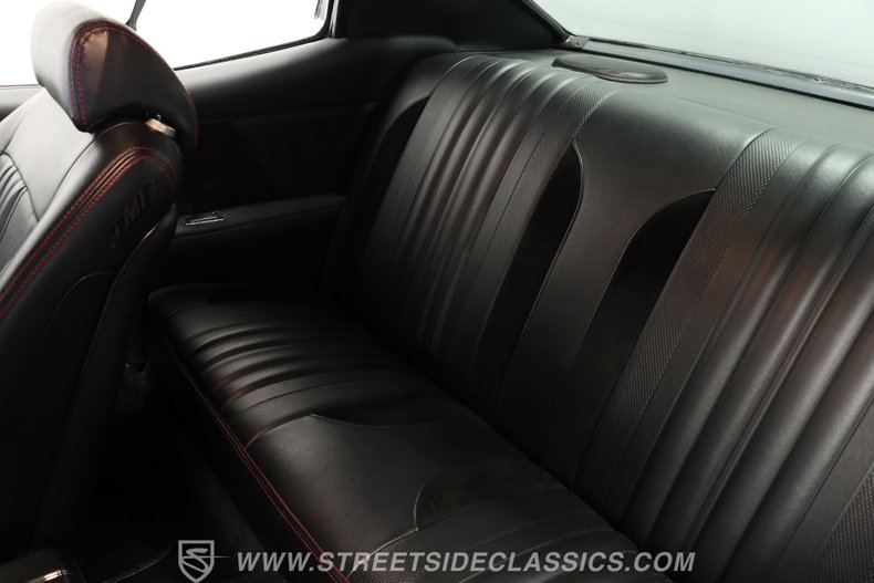 Chevrolet-Chevelle-1970-White-Black-41