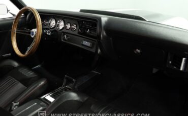 Chevrolet-Chevelle-1970-White-Black-45
