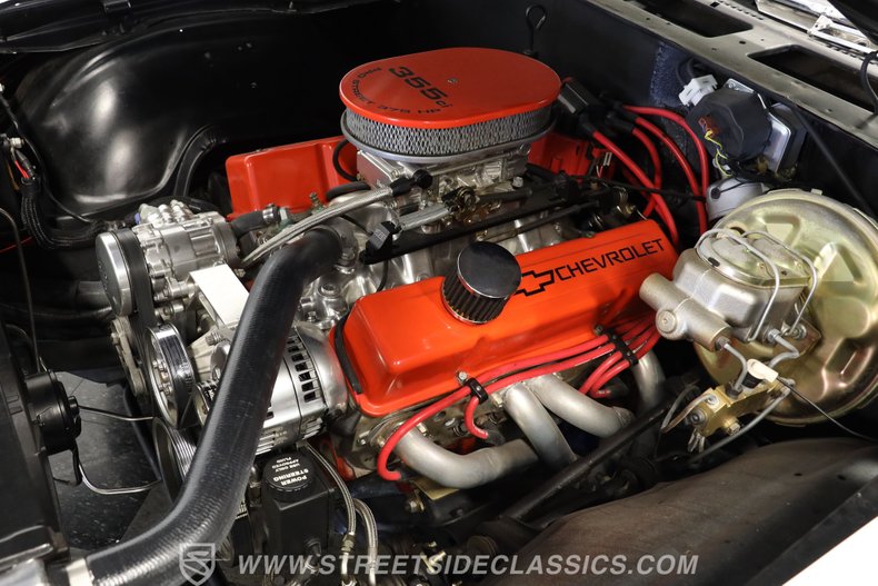 Chevrolet-Chevelle-1970-White-Black-8