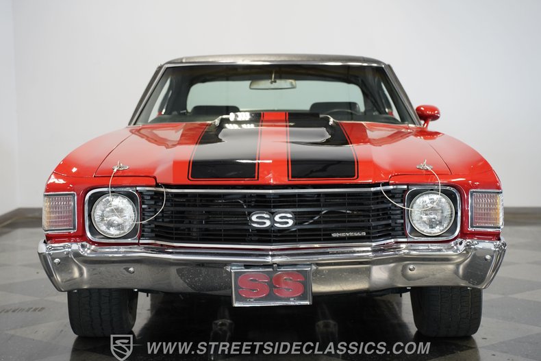 Chevrolet-Chevelle-1972-Red-Black-19