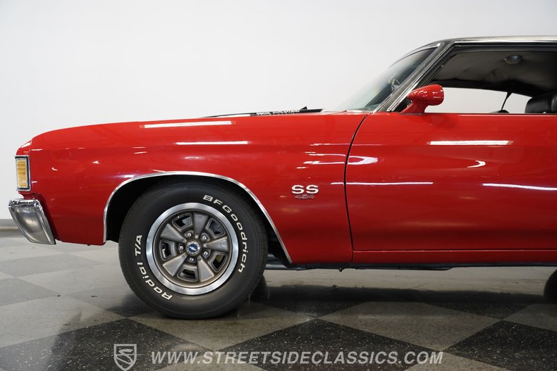 Chevrolet-Chevelle-1972-Red-Black-22
