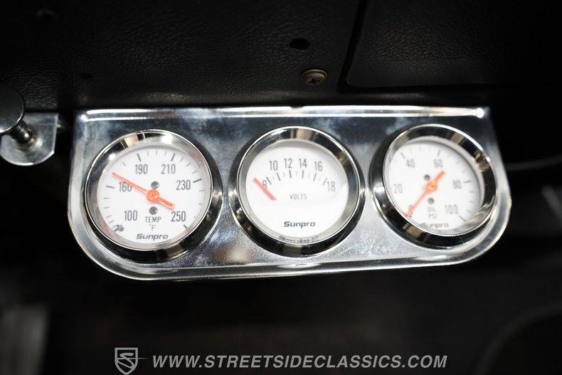 Chevrolet-Chevelle-1972-Red-Black-37