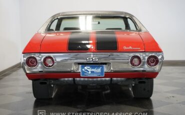 Chevrolet-Chevelle-1972-Red-Black-44