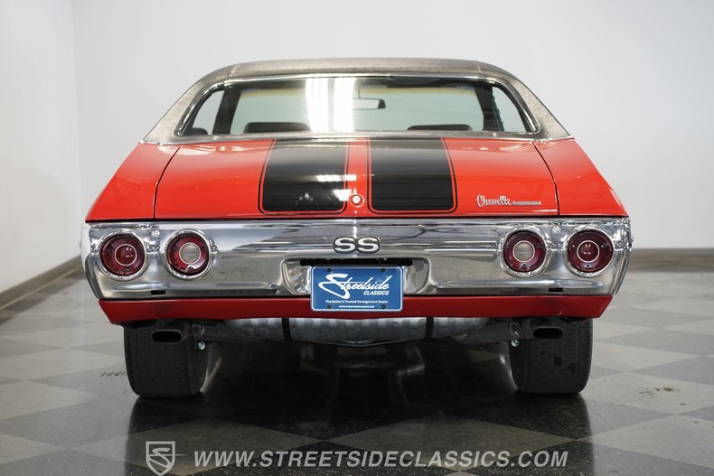 Chevrolet-Chevelle-1972-Red-Black-44