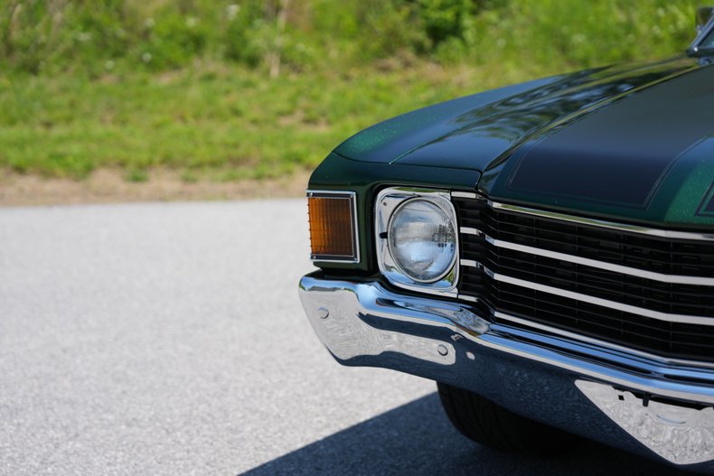 Chevrolet-Chevelle-1972-Tigerampx27s-Eye-Black-21