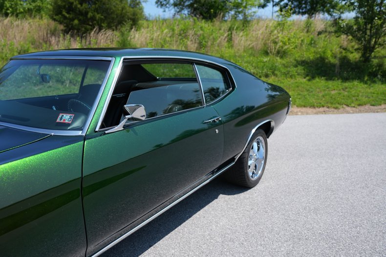 Chevrolet-Chevelle-1972-Tigerampx27s-Eye-Black-38