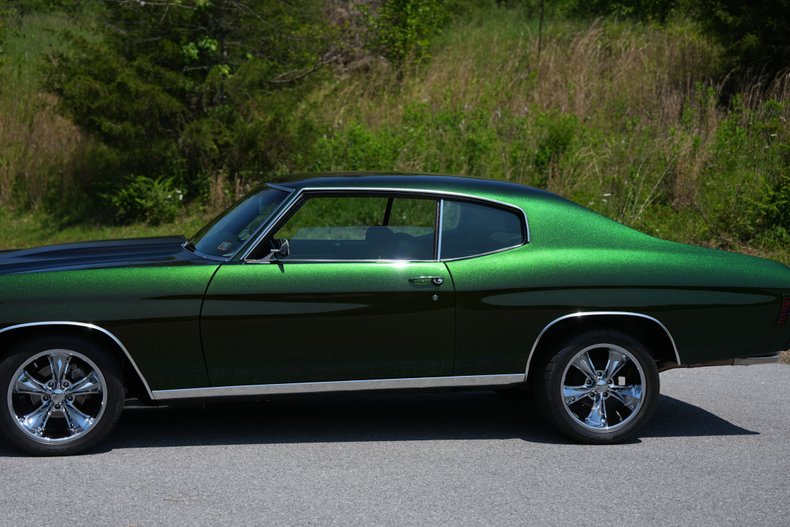 Chevrolet-Chevelle-1972-Tigerampx27s-Eye-Black-48
