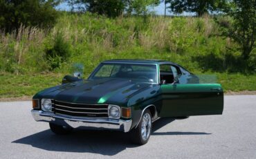Chevrolet-Chevelle-1972-Tigerampx27s-Eye-Black-5