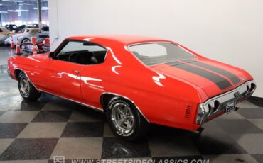 Chevrolet-Chevelle-1972-Torch-Red-Black-10