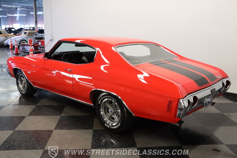 Chevrolet-Chevelle-1972-Torch-Red-Black-10