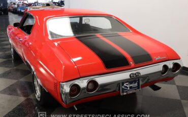 Chevrolet-Chevelle-1972-Torch-Red-Black-11