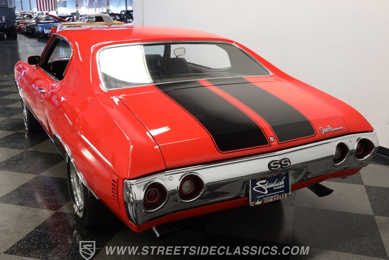 Chevrolet-Chevelle-1972-Torch-Red-Black-11