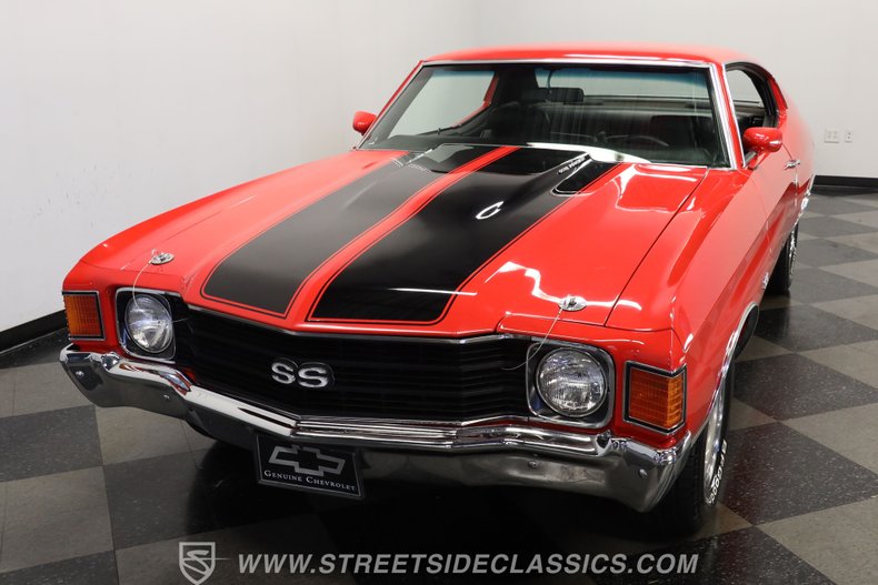 Chevrolet-Chevelle-1972-Torch-Red-Black-21