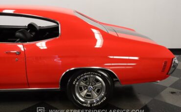 Chevrolet-Chevelle-1972-Torch-Red-Black-25