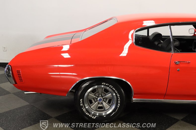Chevrolet-Chevelle-1972-Torch-Red-Black-29
