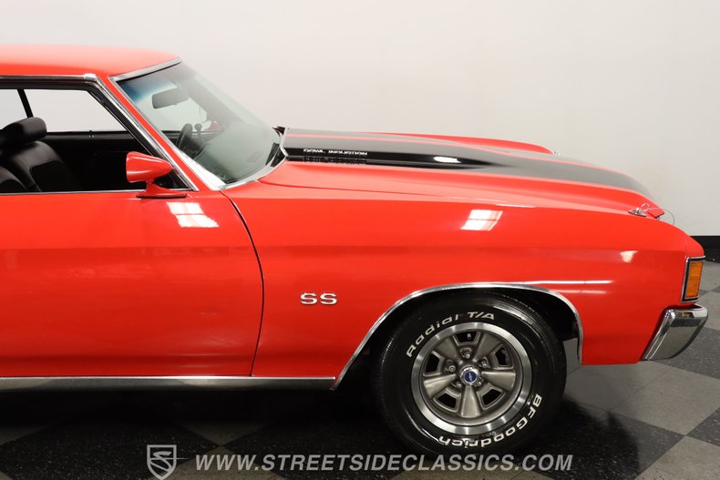 Chevrolet-Chevelle-1972-Torch-Red-Black-30