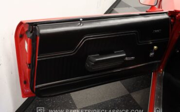 Chevrolet-Chevelle-1972-Torch-Red-Black-35