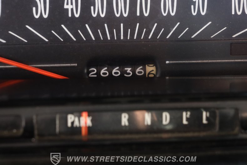 Chevrolet-Chevelle-1972-Torch-Red-Black-39