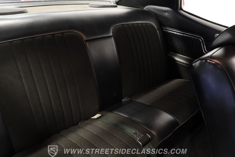 Chevrolet-Chevelle-1972-Torch-Red-Black-44