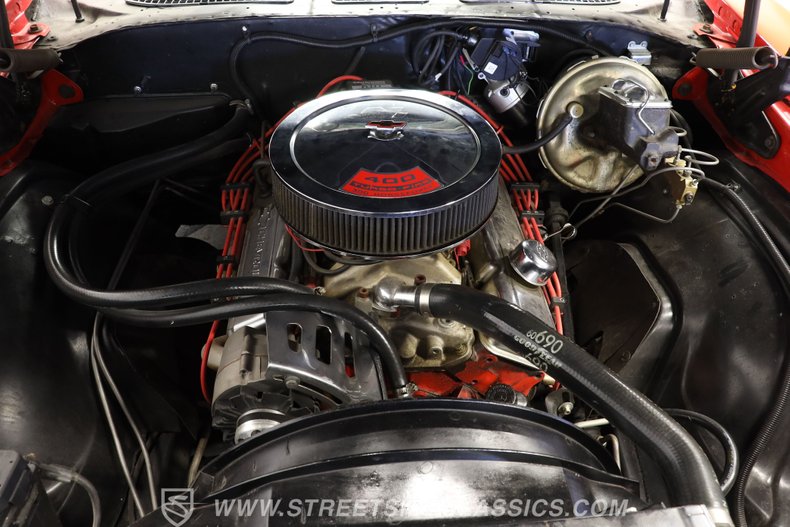 Chevrolet-Chevelle-1972-Torch-Red-Black-8