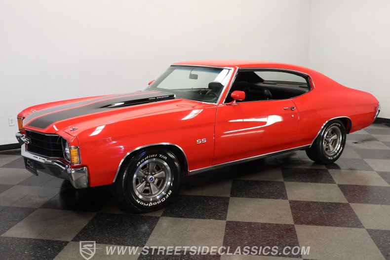 Chevrolet-Chevelle-1972-Torch-Red-Black-9