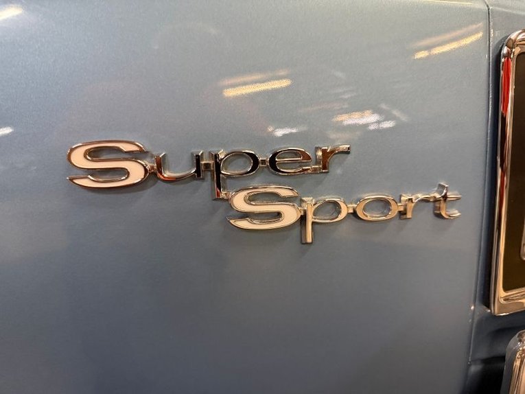 Chevrolet-Chevelle-ss-1967-Glacier-Blue-Black-17