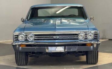 Chevrolet-Chevelle-ss-1967-Glacier-Blue-Black-25