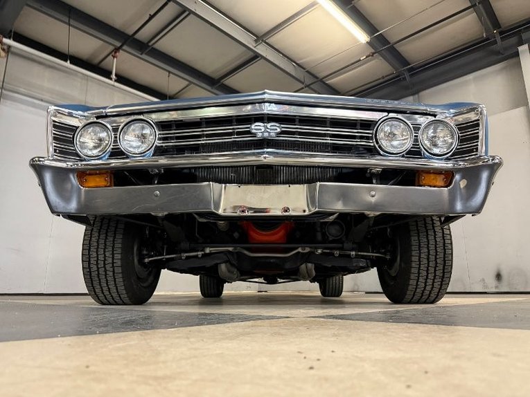 Chevrolet-Chevelle-ss-1967-Glacier-Blue-Black-27