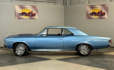 Chevrolet-Chevelle-ss-1967-Glacier-Blue-Black